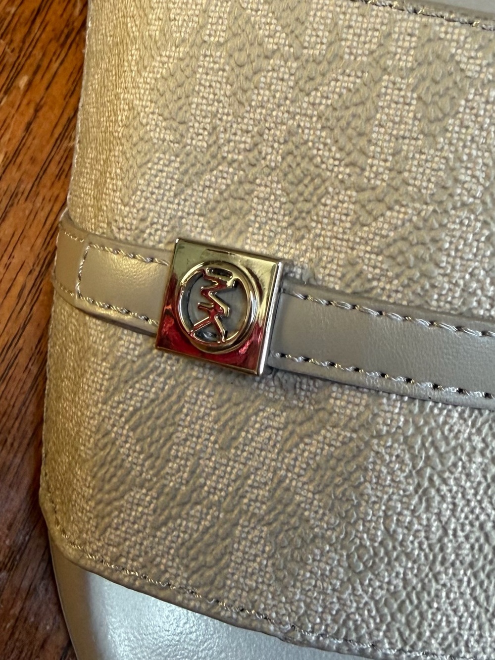 Michael Kors Light Gray MK Logo Slide Sandals with silver Accent - Picture 4 of 5